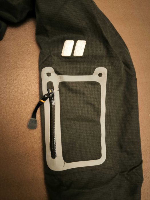 Куртка чоловіча Berghaus S оригінал мембранна від вітру, дощу