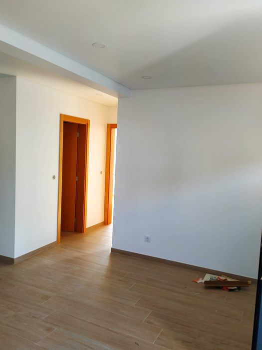 Apartamento 1º andar (junto à areosa)