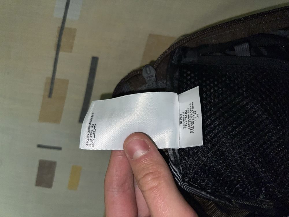 Продам сумку поясну TNF оригінал