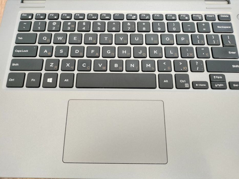 Dell Latitude 3310 2-in-1, 13.3" FHD Сенсорний, i5-8265U, 16GB, 256GB