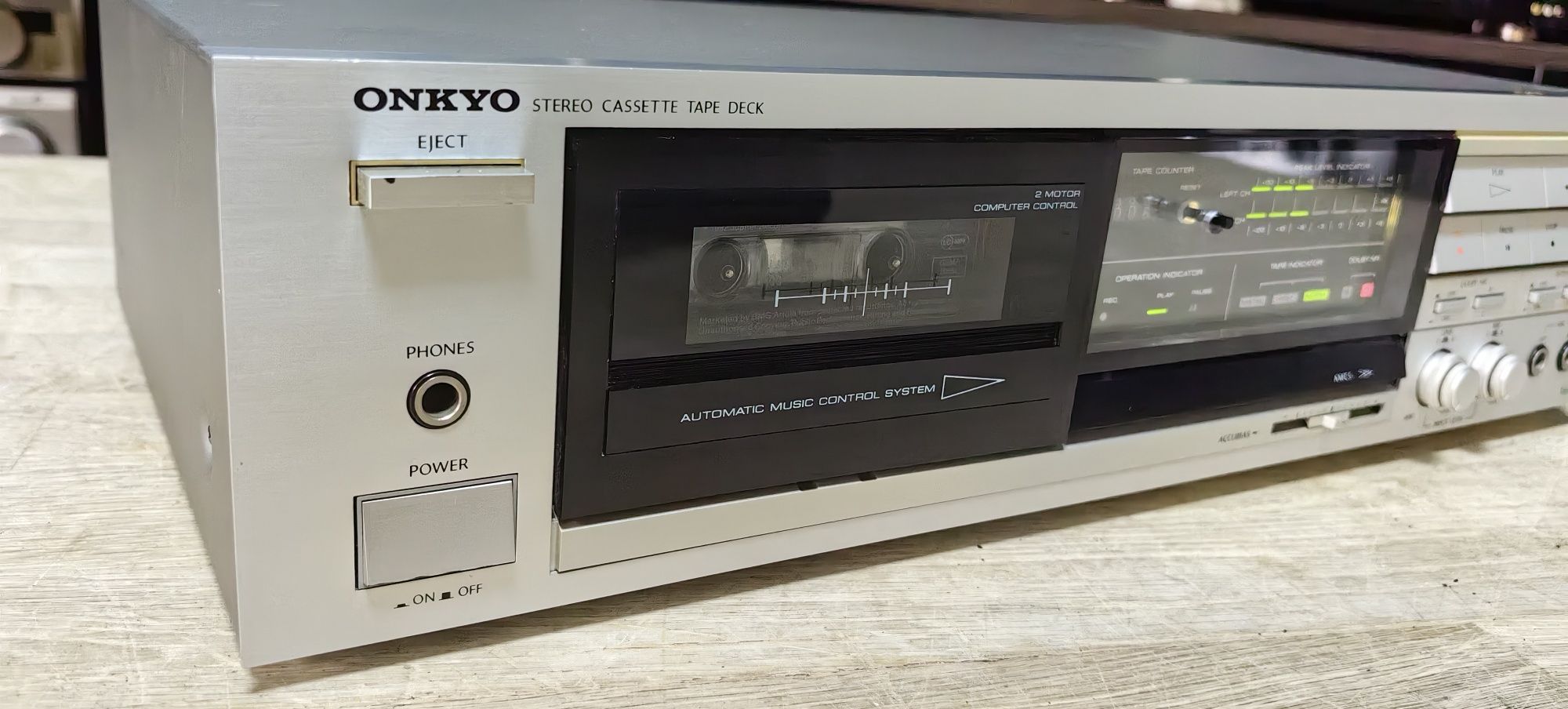 Касетний програвач Onkyo TA-2430