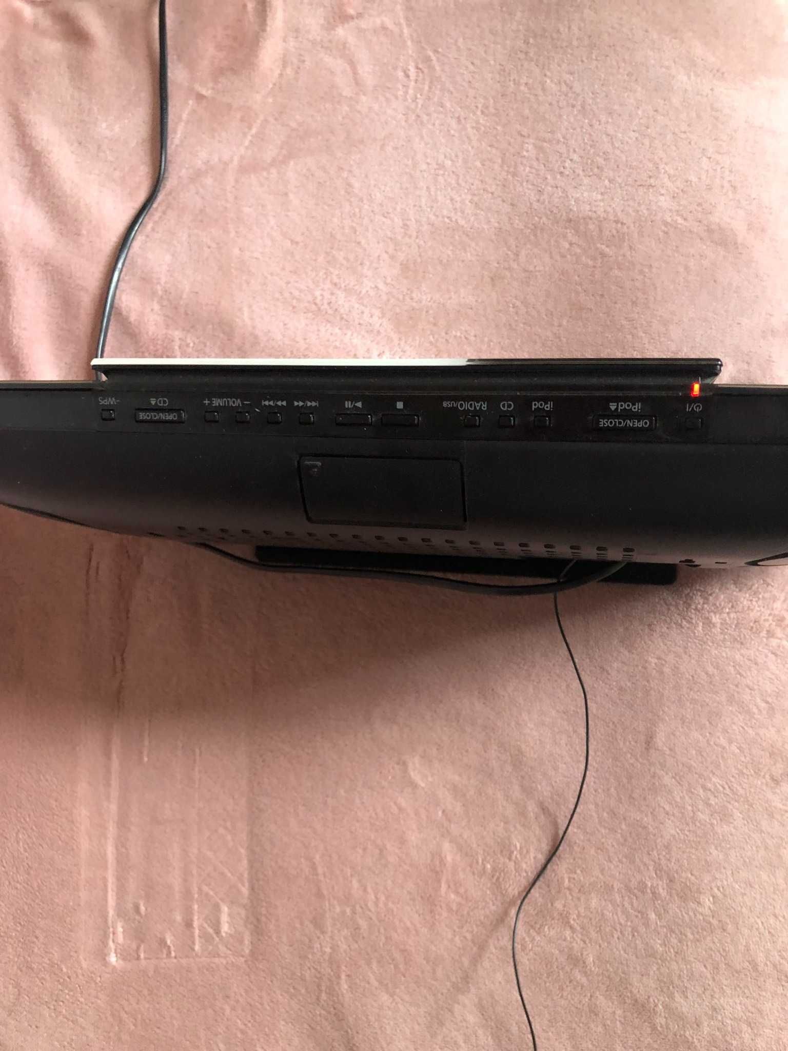 Panasonic SC-HC57 – Wieża audio z radiem, CD i stacją dokującą