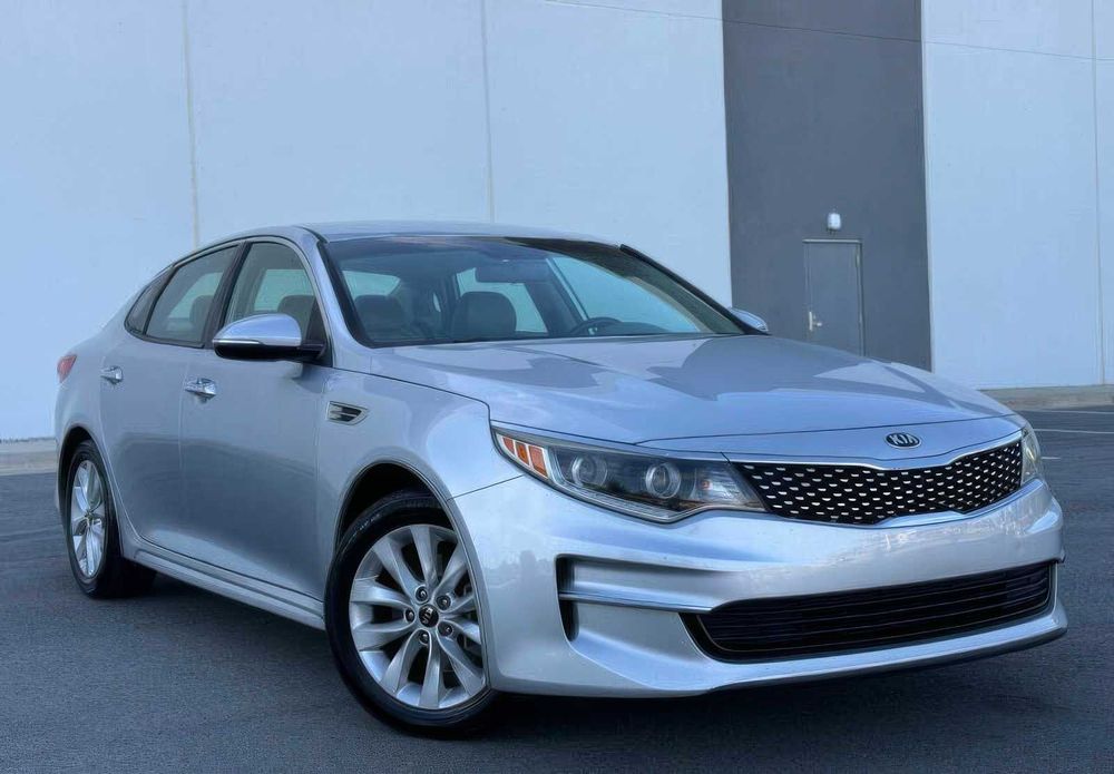 Kia Optima      2016