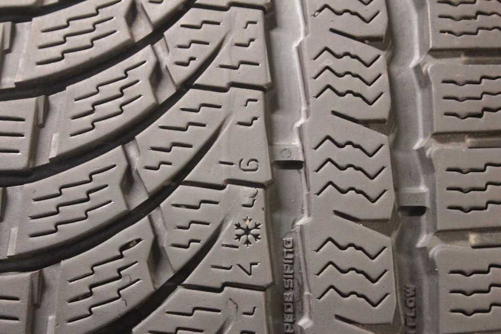 235/45/18 Nokian WR A4 235/45 R18 98V XL