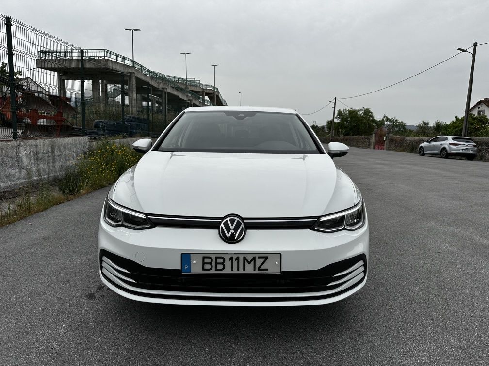 Volkswagen Golf 2023 1.0 110CV