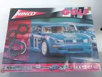 Ninco Golf Pista de carros Volkswagen Golf 4