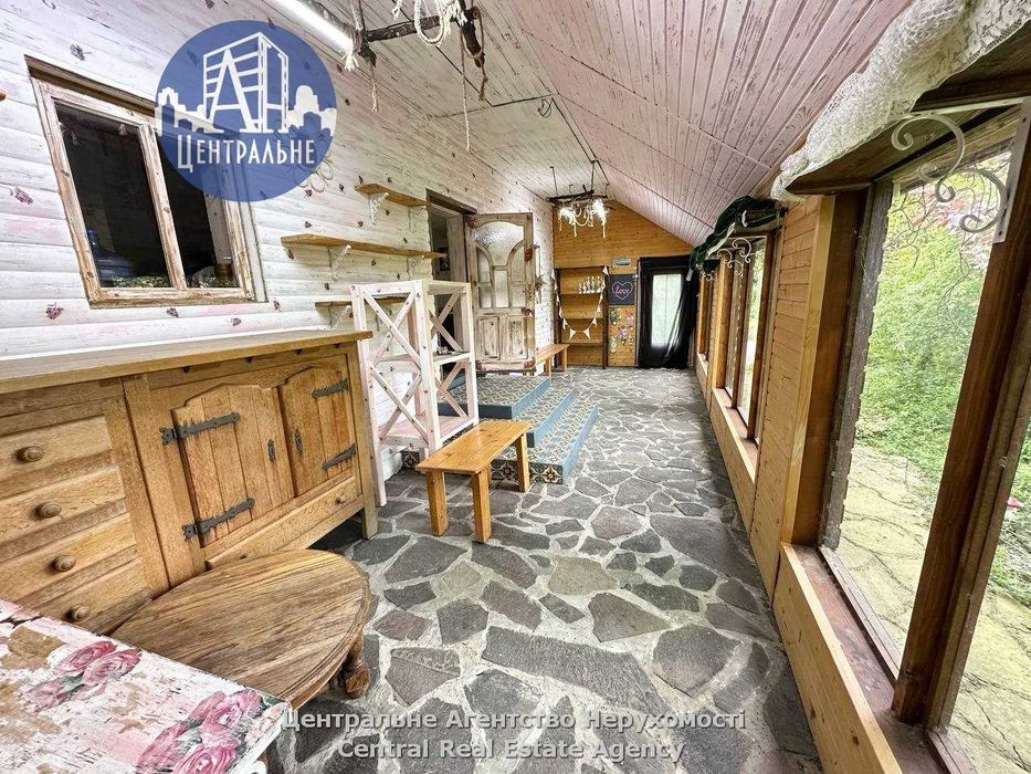 Продаж ділянки понад 13 сот. комерційного призначення. З булівлею.