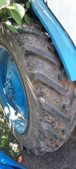 Продам трактор ЮМЗ 6 1984 рік з навісним в робочому стані