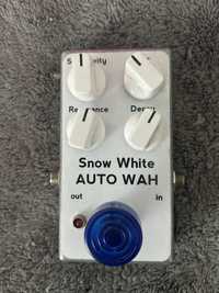 Snow white Auto Wah - kostka gitarowa