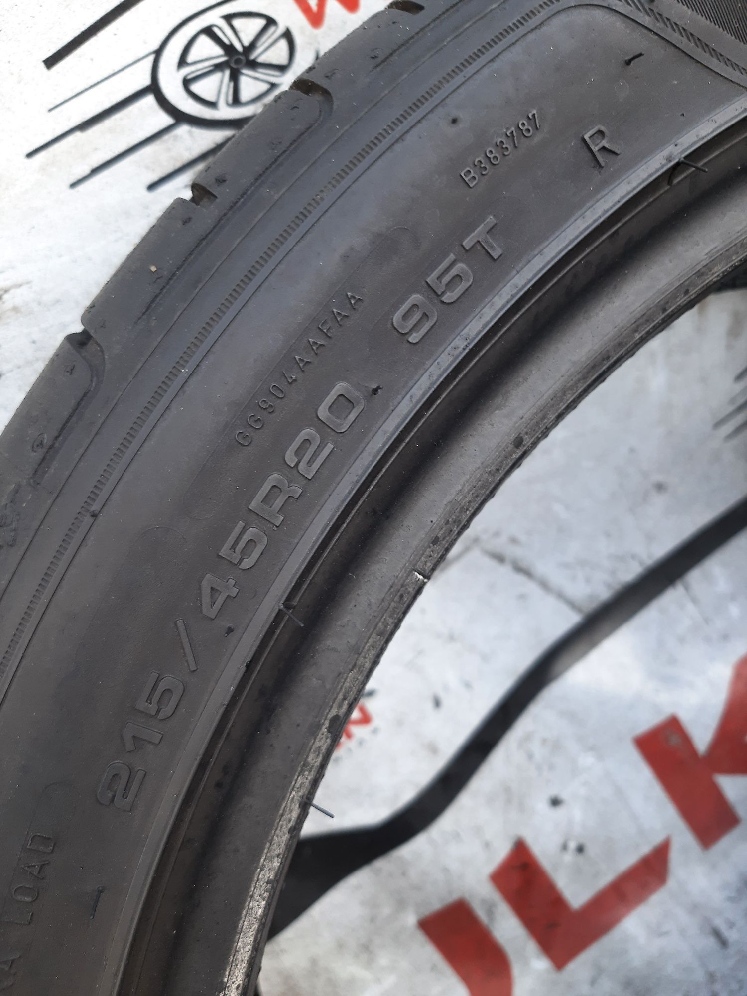 4x 215/45r20 95T Goodyear EfficientGrip Performance