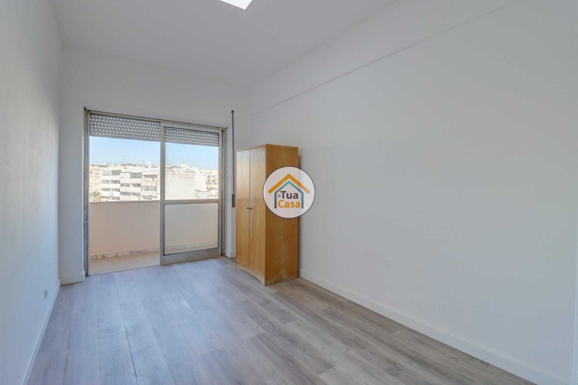 Apartamento T3 - Faro - Universidade