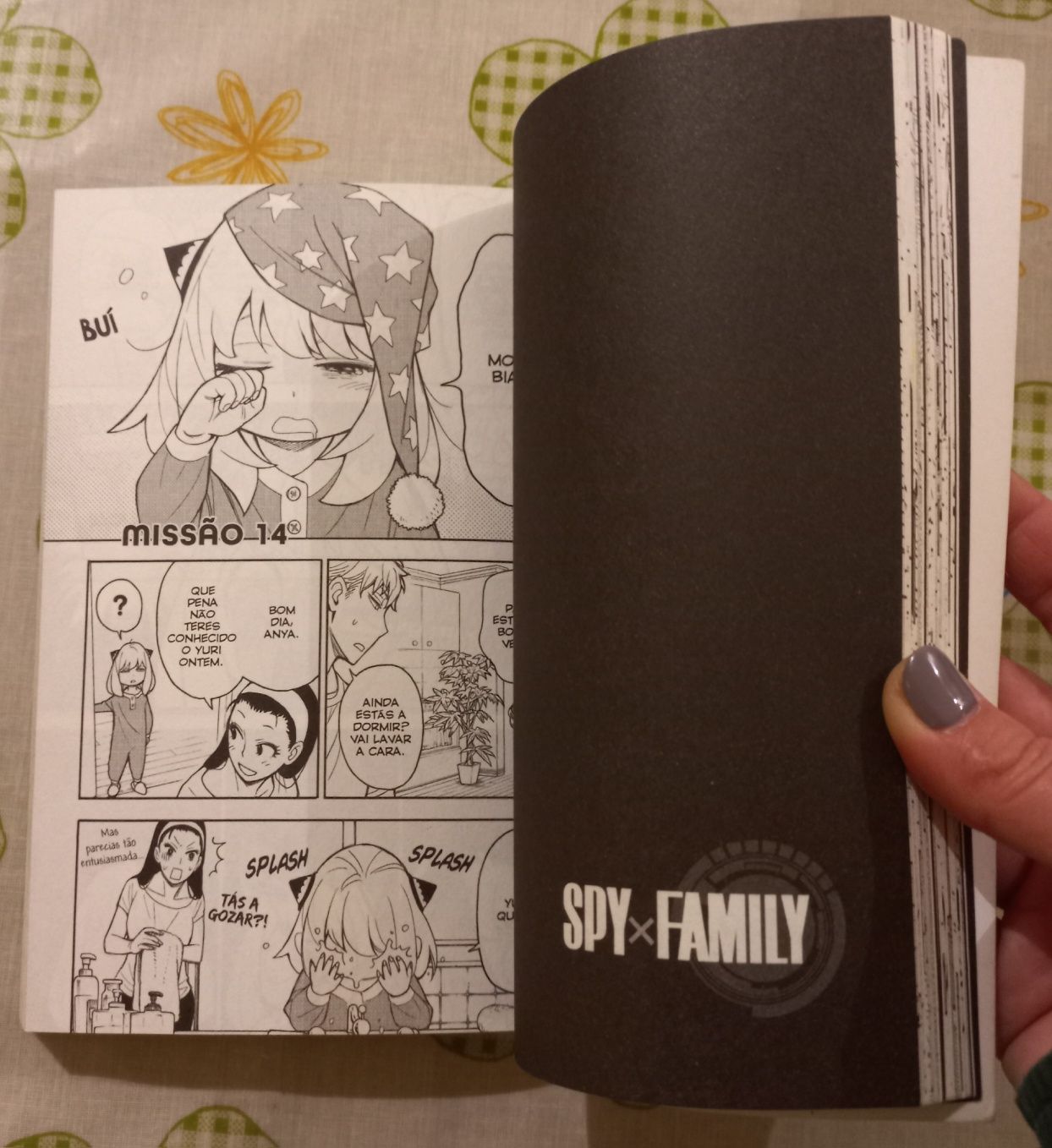 Manga Spy x Family volume 3