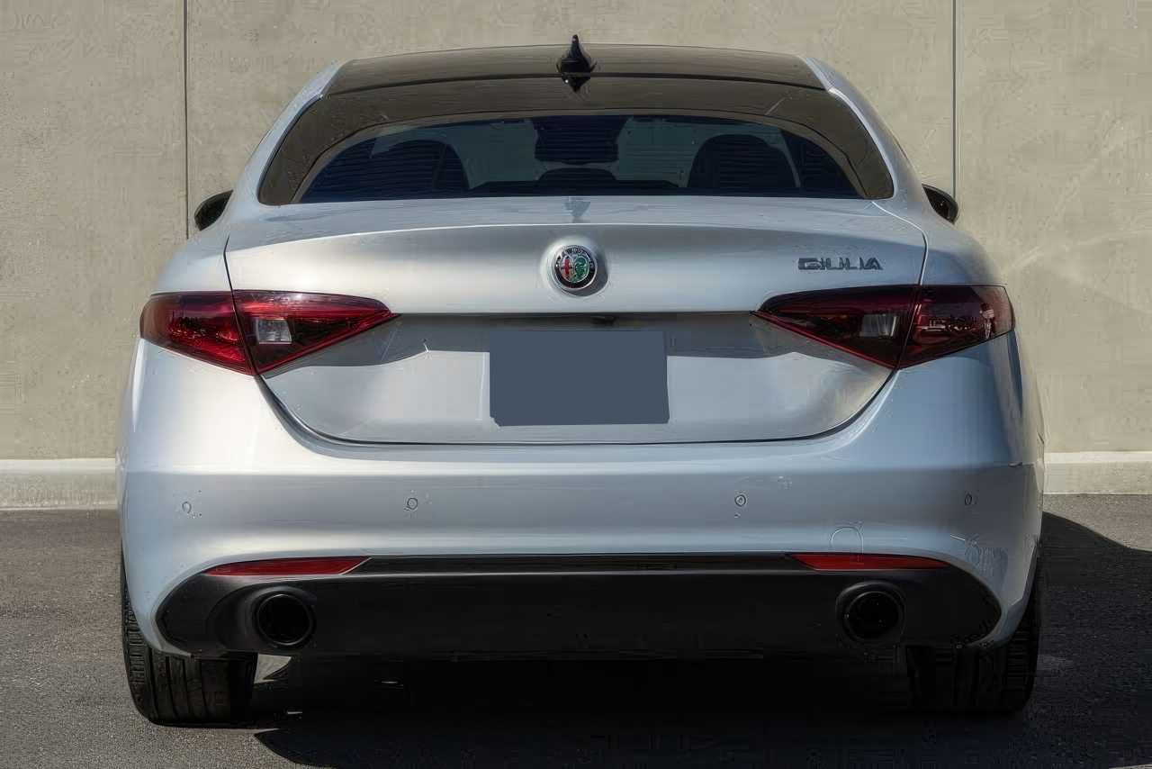 2022 Alfa Romeo Giulia