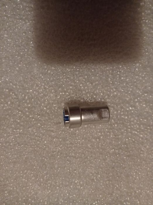 Піропатрони в ремні безпеки пульки пиропатрони в ремни