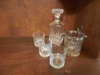 Conjunto garrafa com 3 copos, balde de gelo e tenaz de gelo