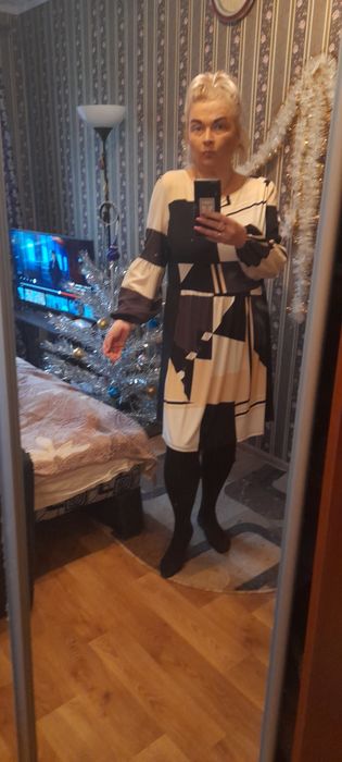 Платье НОВОЕ  48-50 р.