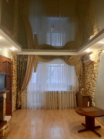 Продам 4-х комнатную квартиру в Военном городке 33 ( р-н Долгинцево )