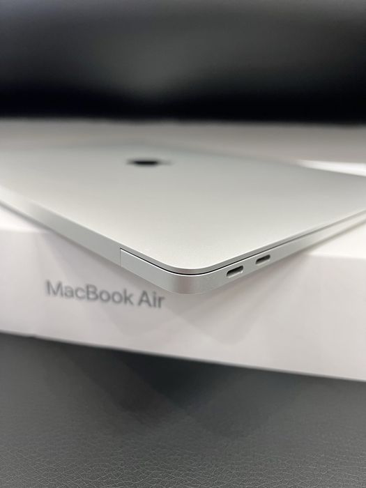 Mac Book Air 2020 M1 13-inch