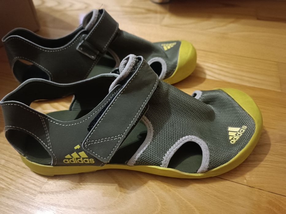 Sandały sportowe Adidas