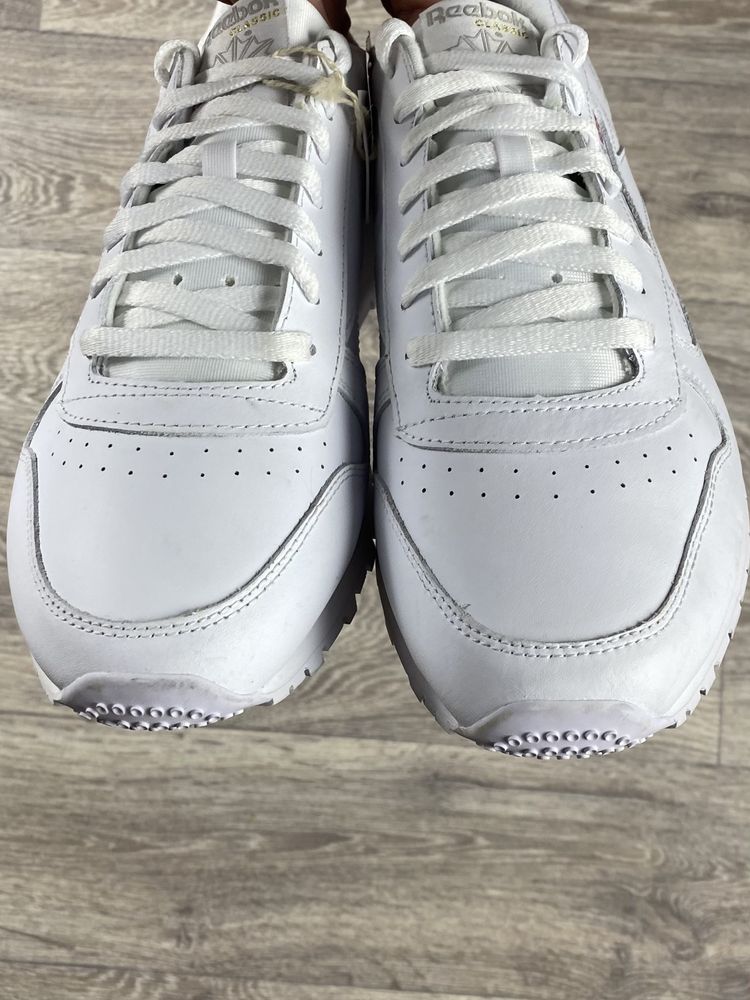 Reebok classic кроссовки 46 размер новые кожаные белые оригинал