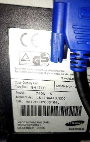 Monitor LCD SAMSUNG SyncMaster 740N jak nowy!