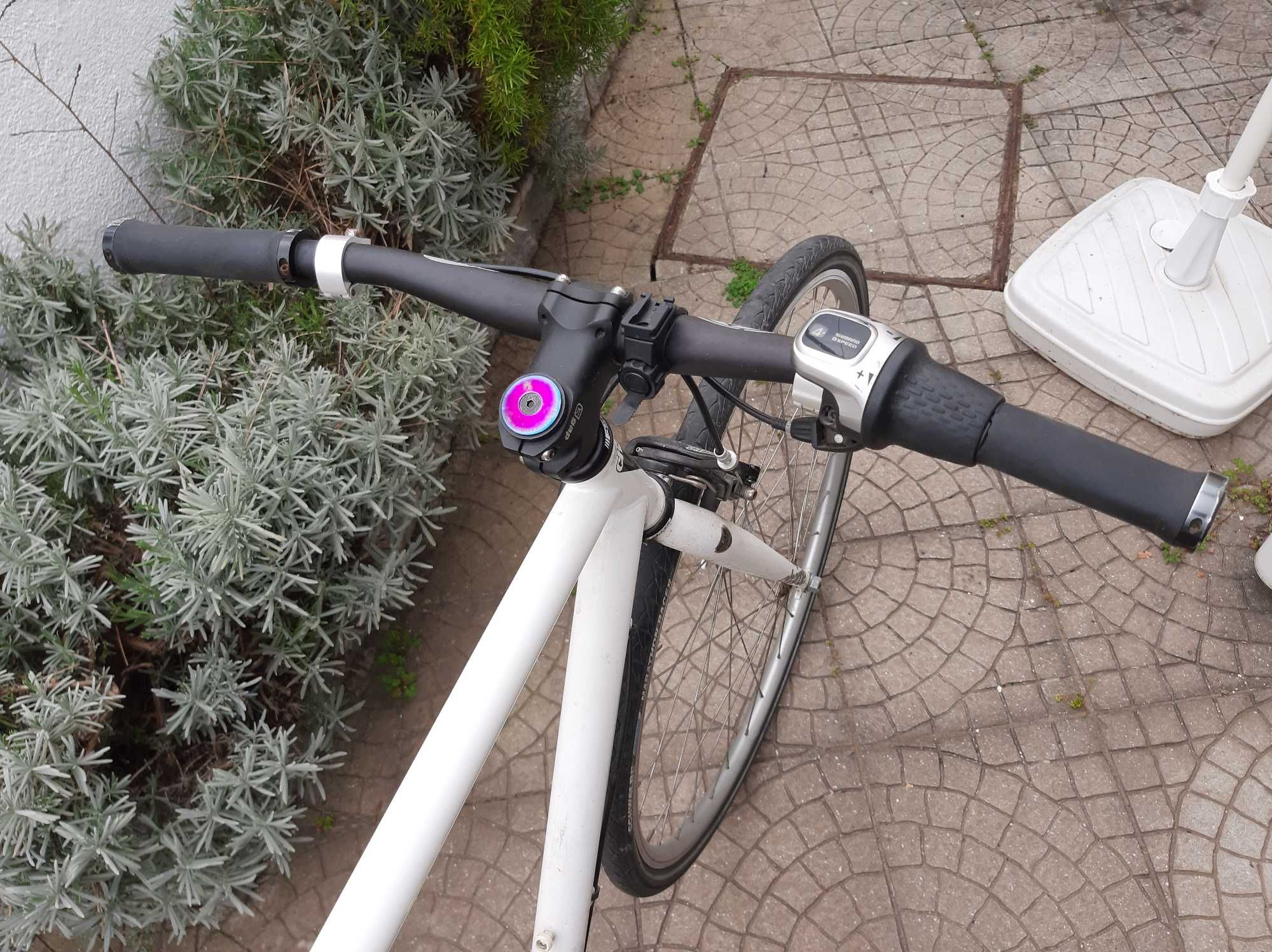 Bicicleta Charge Tap, mudanças no cubo, shimano nexus 8 velocidades