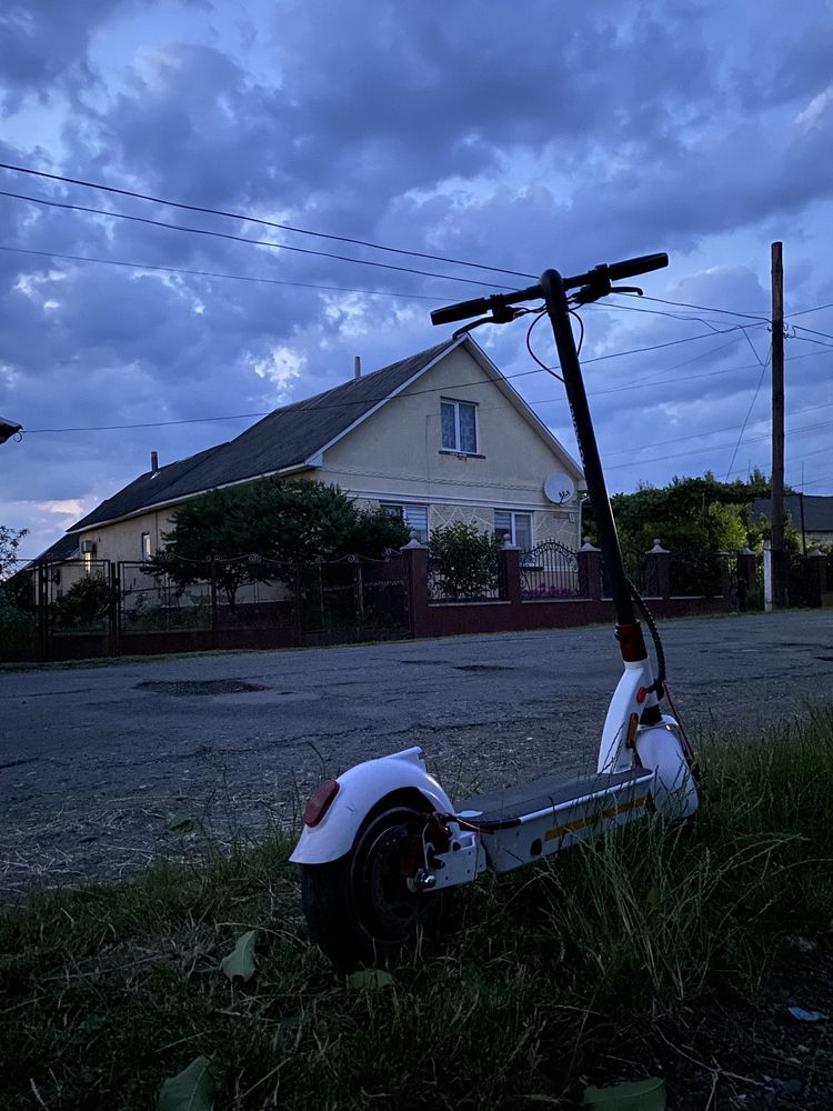 Електро самокат Ms Energy E10