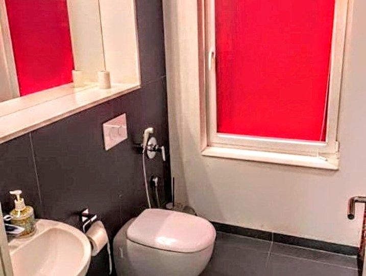 #230 А Двоповерховий будинок біля лісу подобово