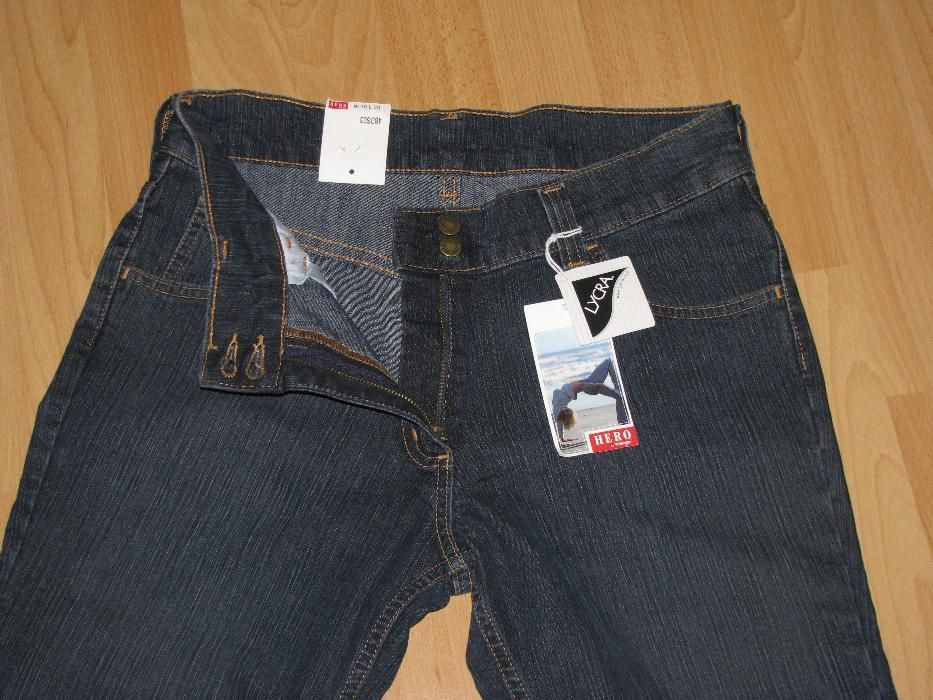 Wrangler Hero Flare spodnie jeans z wysokim stanem - W27-36 x L31/L33