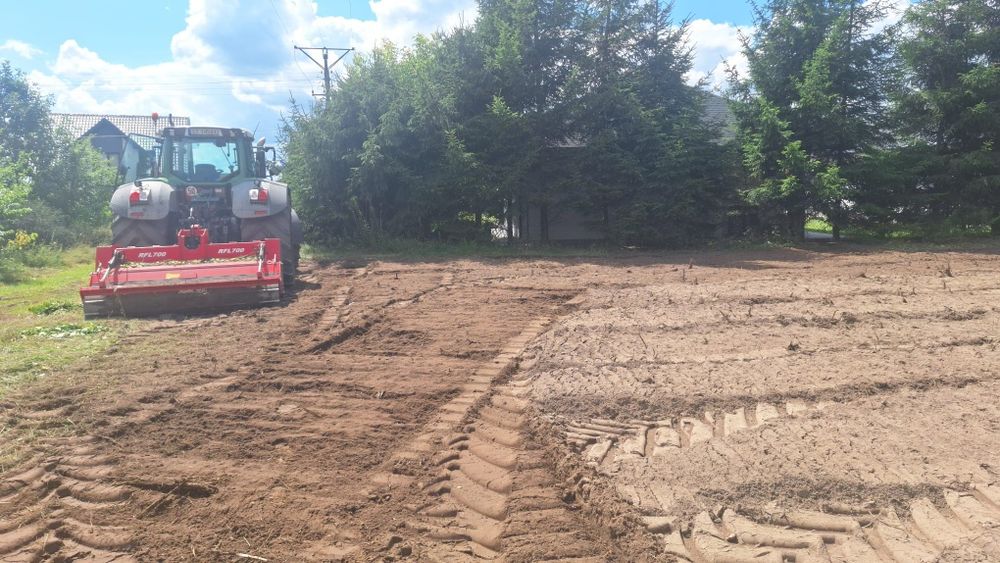 Mulczowanie Frezowanie Wycinka drzew Karczowanie Mulczer Wgłębny Leśny