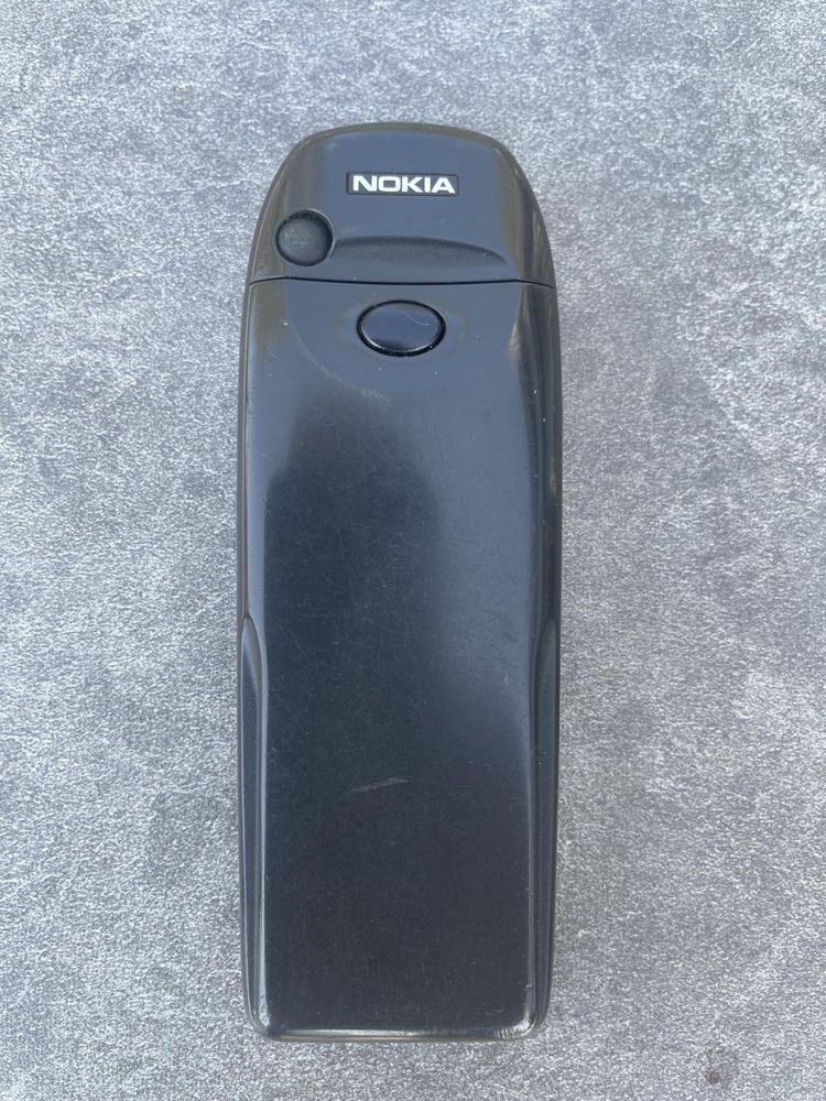 Złota, kultowa Nokia 6310i