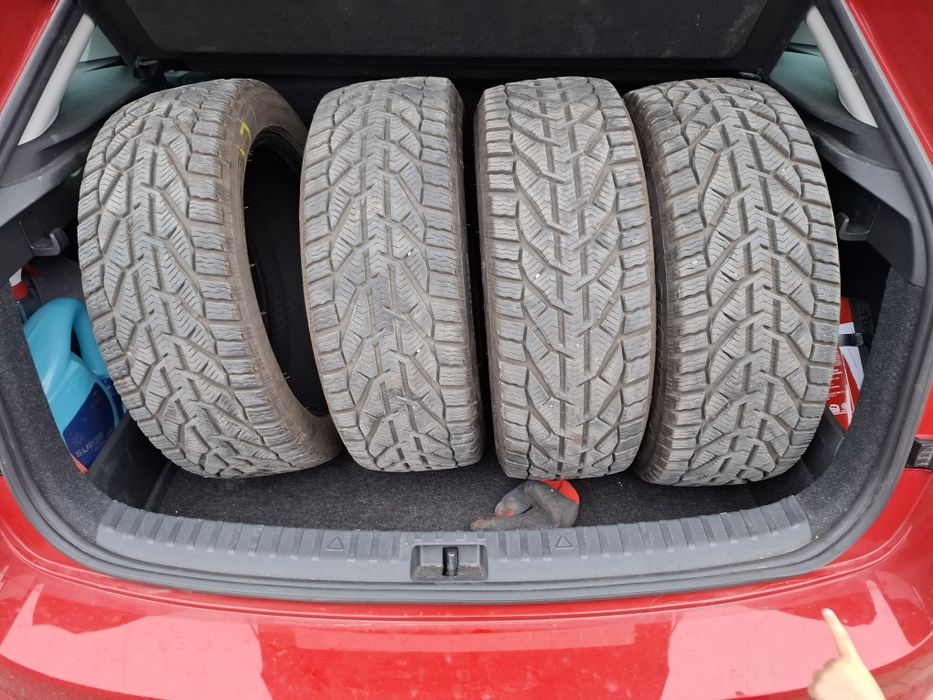 Opony 205/50 R17 bieżnik 7mm DOT4621 Kormoran Snow
