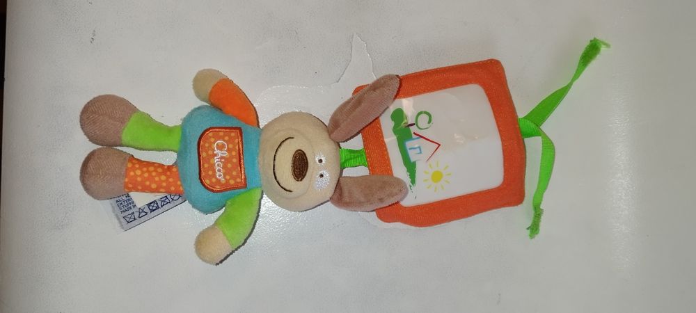 Brinquedos bebé Chicco e Imaginarium