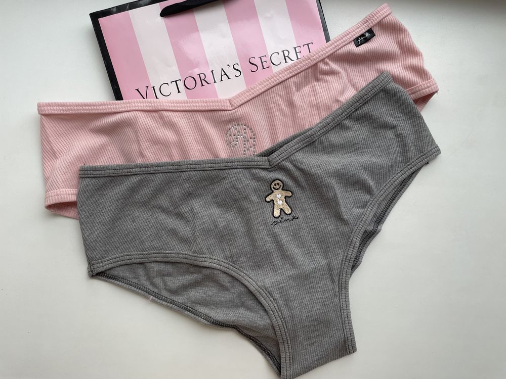 Трусики від Victoria’s Secret