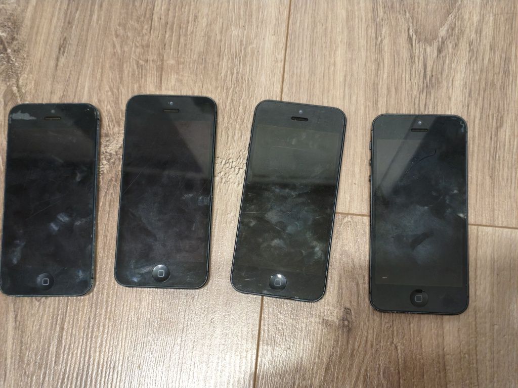 Zestaw 4 iphonów 5 , sprawnych, zablokowanych