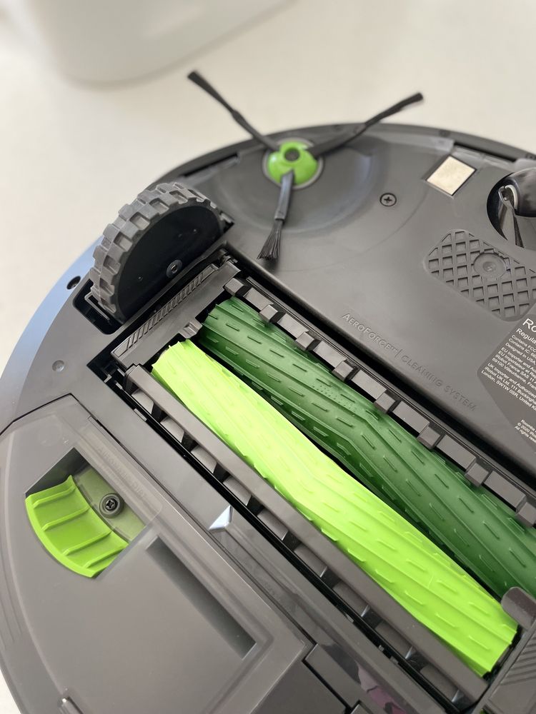 Робот пилосос iRobot Roomba Combo j5+ 6000 Па