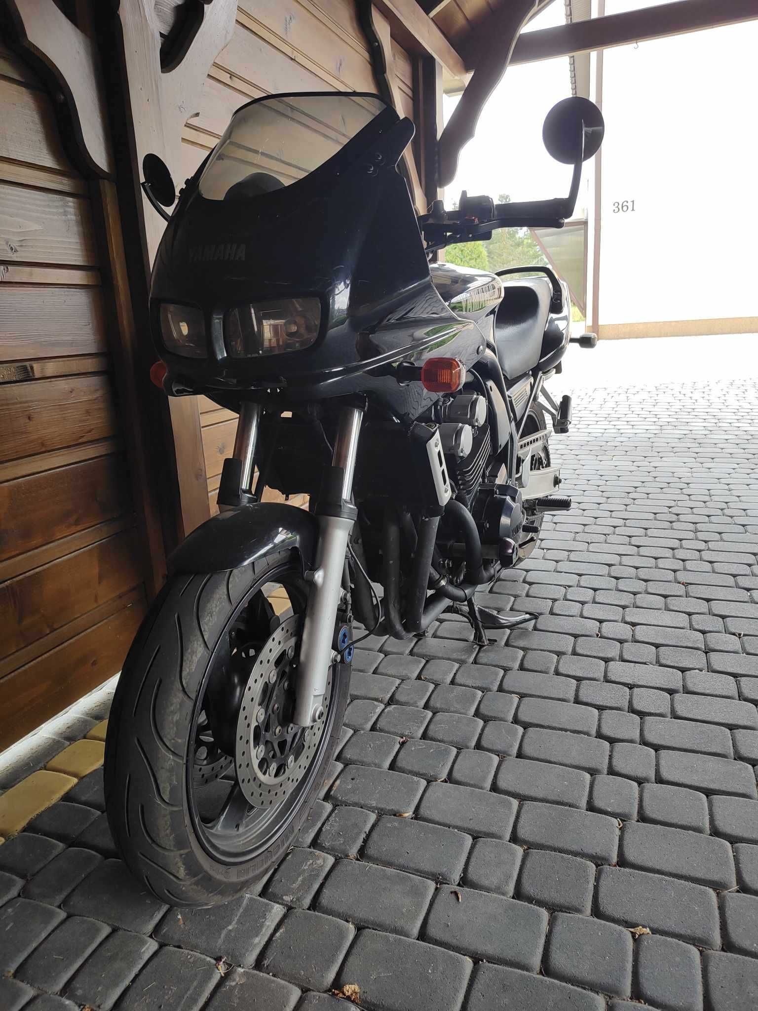 Yamaha Fazer 600, motocykl 600 cm, motor,