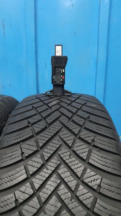 215/55 R17 Sprzedam opony zimowe Hankook ! Rok 2024