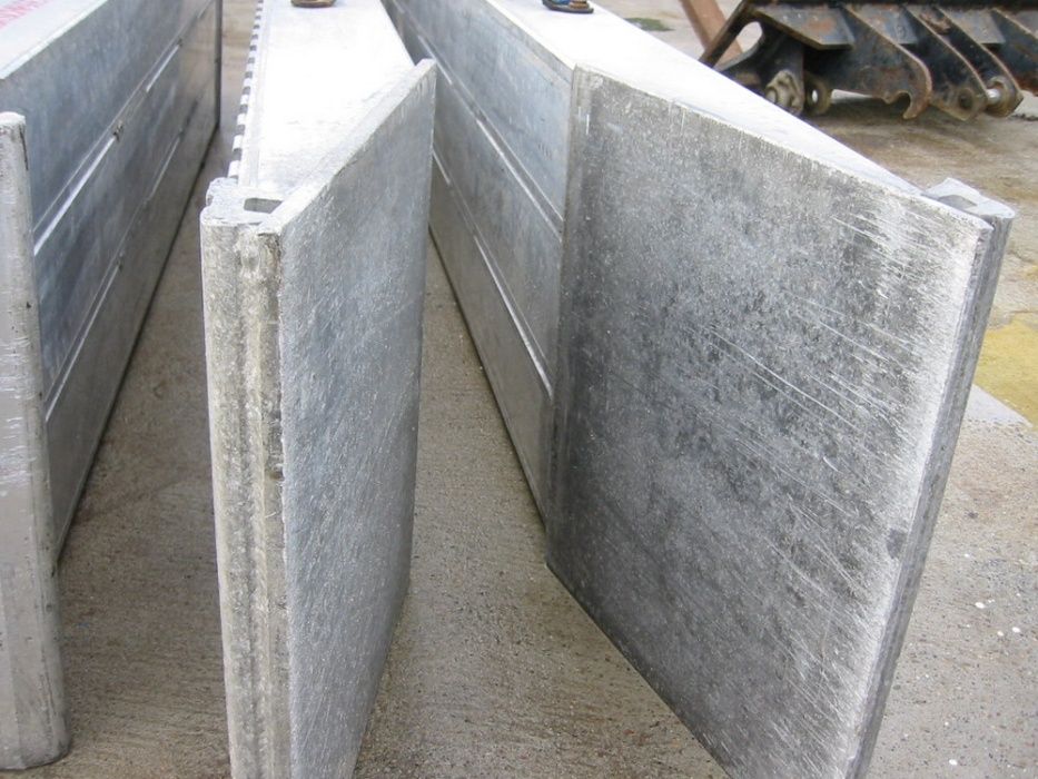 Najazdy Aluminiowe ALTEC - INTRACON Podesty Kliny Podjazdy Rampa