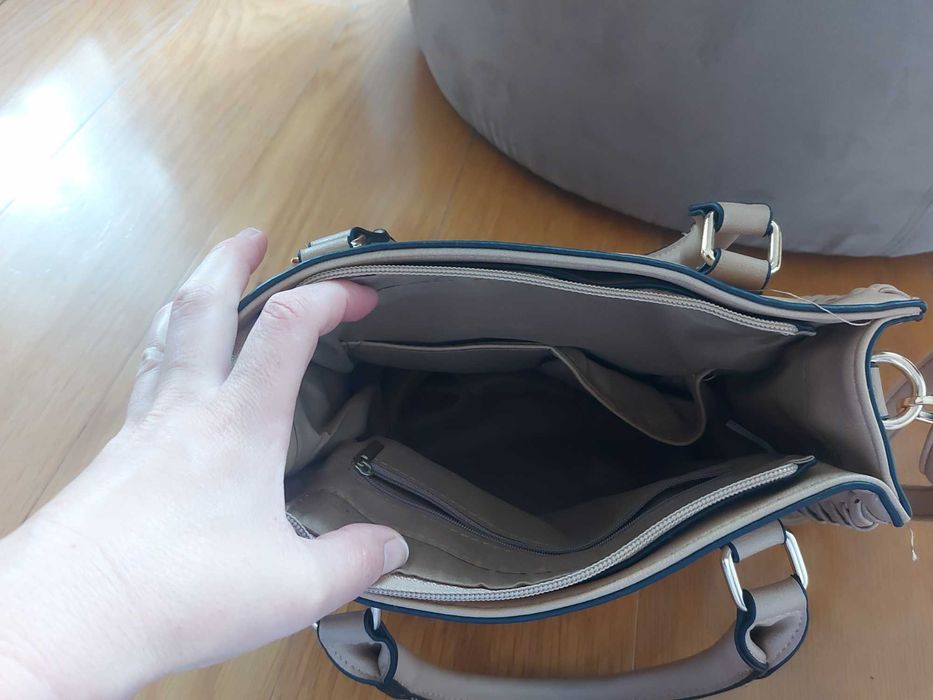 Malote beje- 13 euros