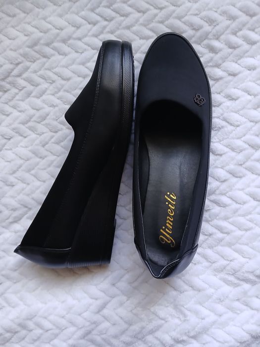 Туфлі жіночі чорні