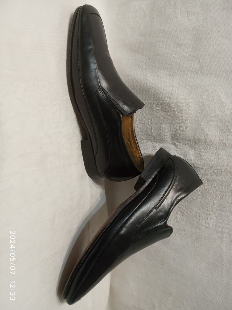 Чоловіче шкіряне вжіване взуття.,,Clarks"-43,5розм.,,LLOYD"-44,5-10роз
