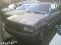 Traseira / Frente /Interior Mazda B2500