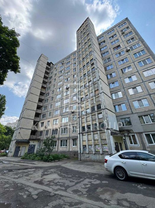 В продажу 3-х кімнатная квартира Киев , ул. Булаховського Без комісії