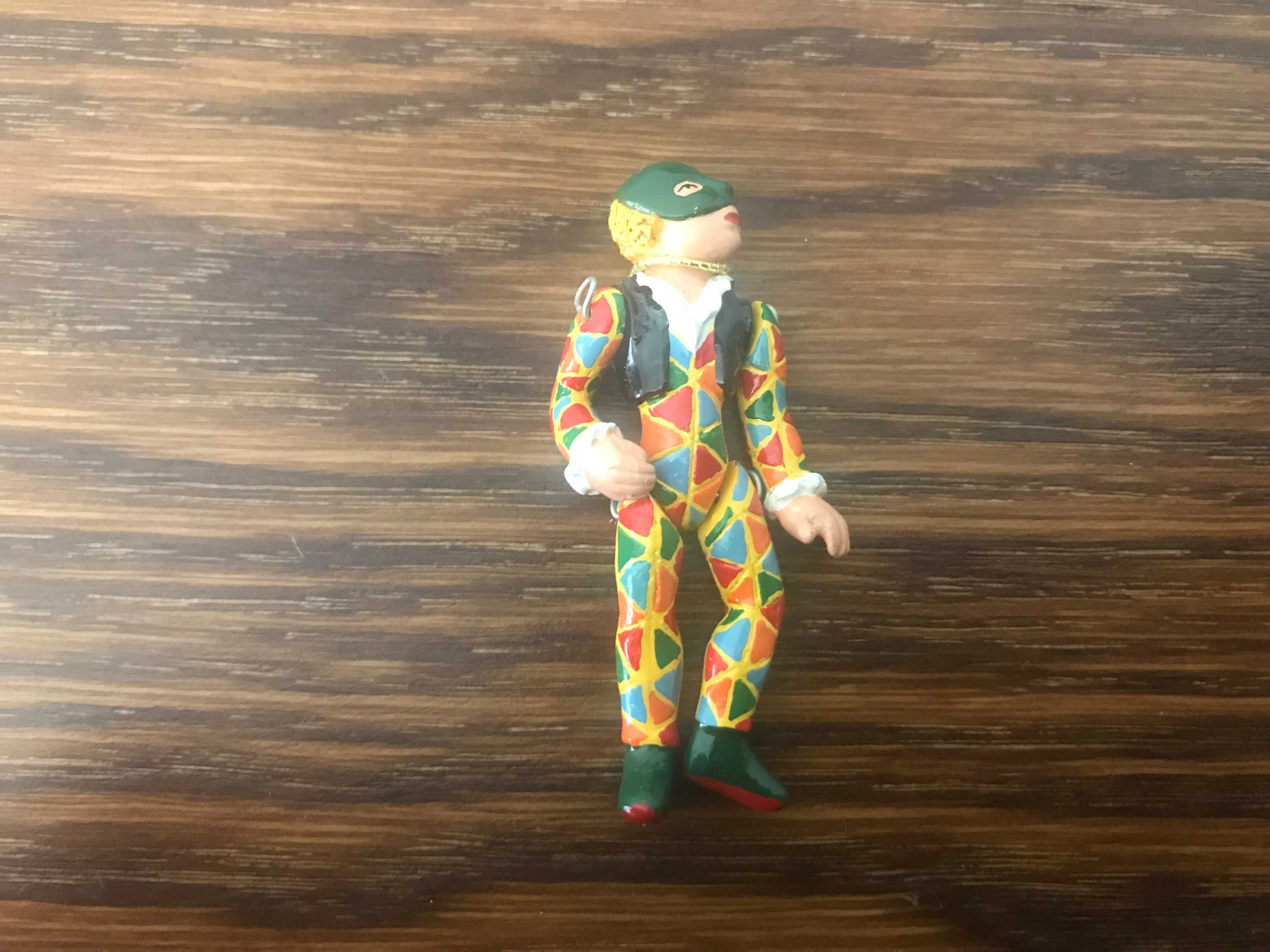 Hantel Victorian miniature Harlequin VM47 figurka porcelana vintage