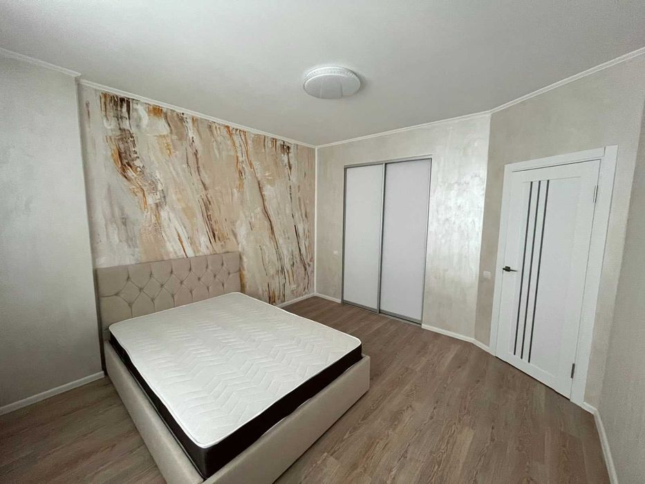 1к, АГОРА, супер ремонт і поверх  ще є мінімальне оформлення