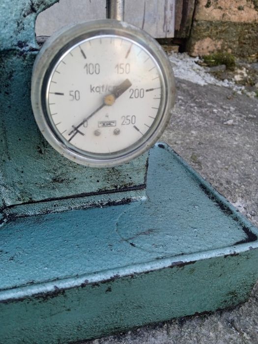 Продам прес -станок