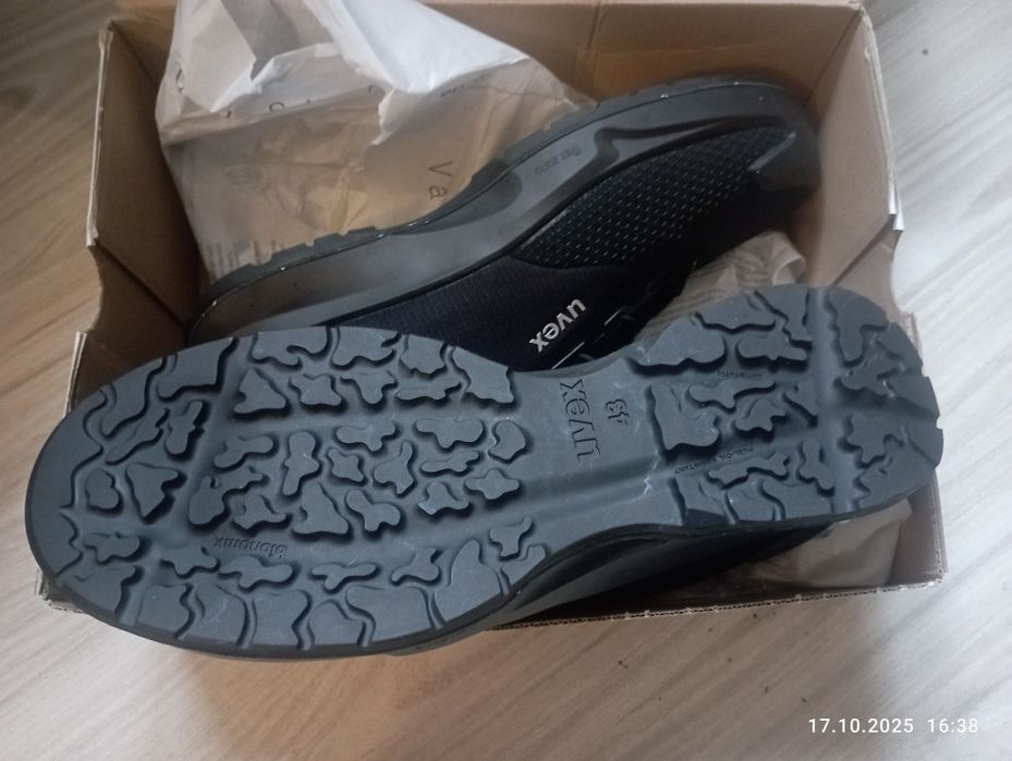 buty Uvex Craft rozmiar 43 wkładka 28,7 cm nowe