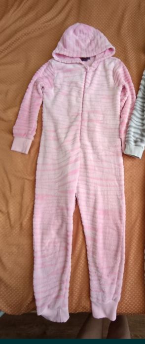 Кигуруми слип для девочки 146-152 рост. Состояние Нового.