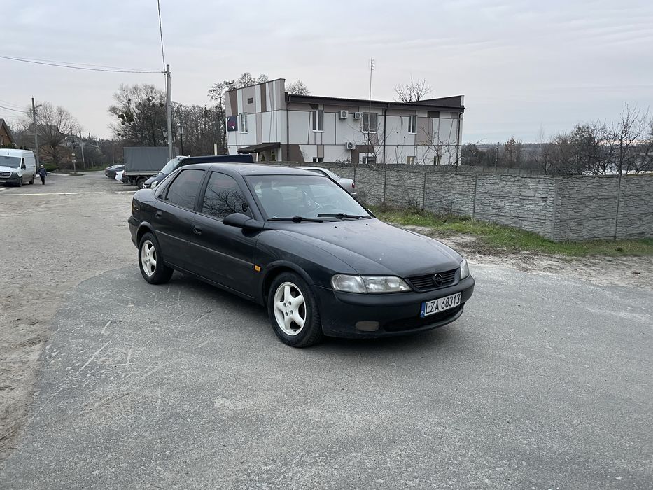 Опель Вектра Б 2.0 Газ/Бенз (На ходу)